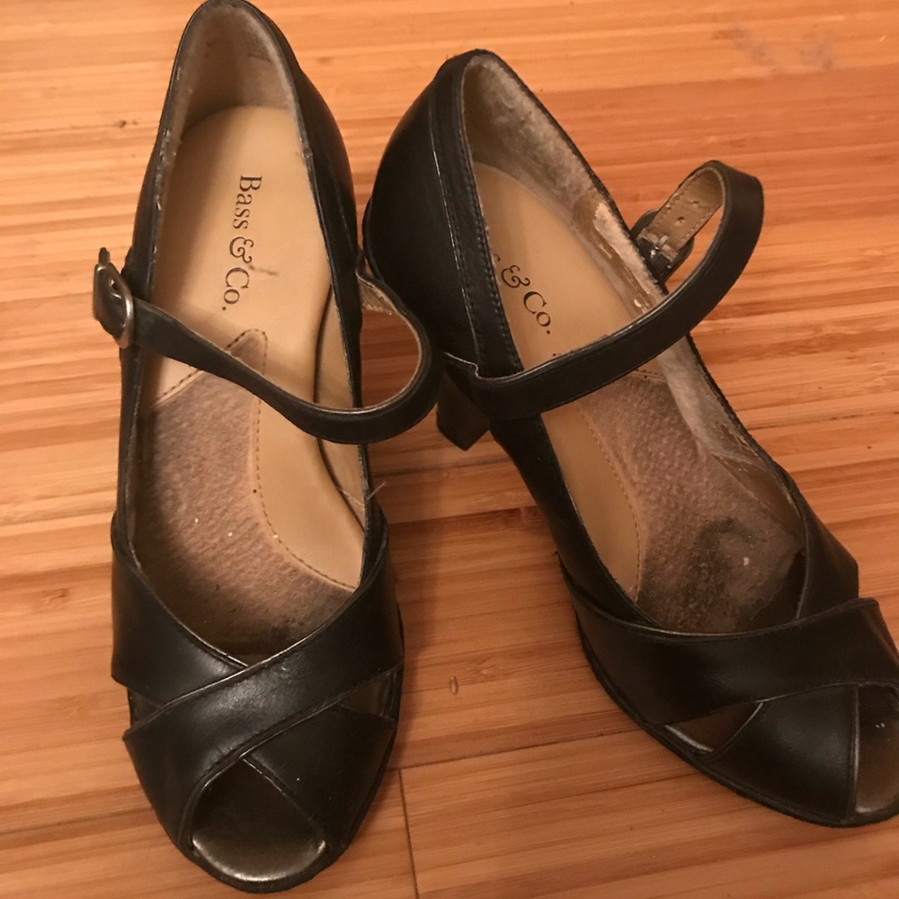 Bass heels